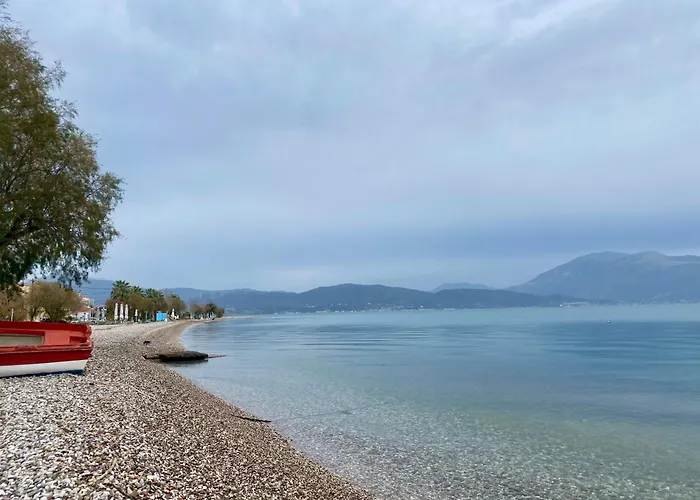 Beachfront Retreat At Agios Vasileios